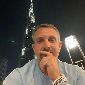 Meet your Posher, Brandon